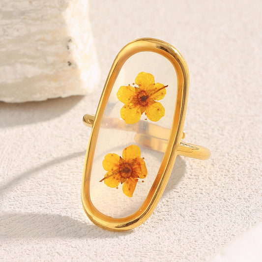 Fashion Minimalist Flower-Shaped Stainless Steel Ring with 18K Gold Plating and Pressed Floral Acrylic Accent