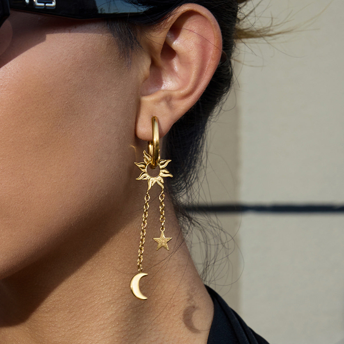 Orecchini Pendenti Geometrici di Lusso a Sole e Luna in Acciaio Inossidabile con Placcatura Sottovuoto da Donna