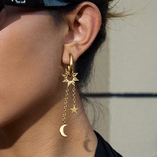 Aretes colgantes de lujo geométricos de sol y luna en acero inoxidable con chapado al vacío para mujer