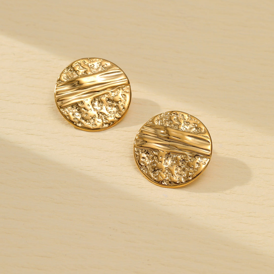 Pendientes de acero inoxidable geométricos con textura mate arrugada para mujer con acabado chapado