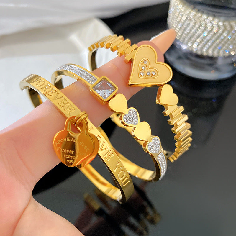 Minimalist Sweet Heart Rhinestone Inlaid Titanium Steel Plated Spring Open Bangle