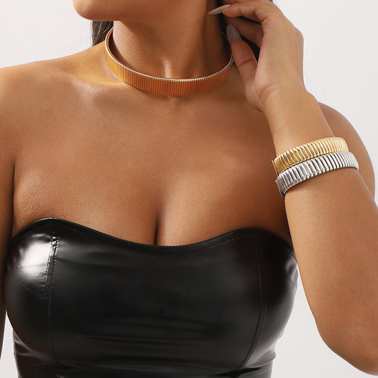 Punk Style Geometric Metal Collar Necklace and Cuff Bracelet for Women with Electroplated Finish