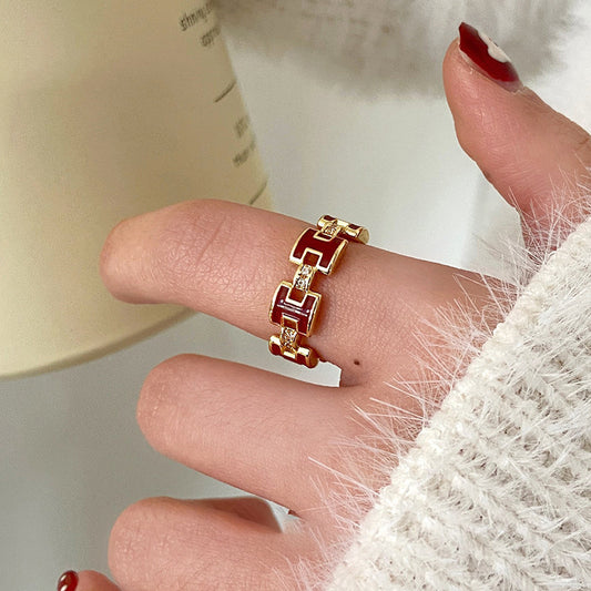 Anello Aperto Lettera H da Donna in Rame Placcato Oro Stile Vintage con Finitura Smaltata e Design Tipografico Minimalista