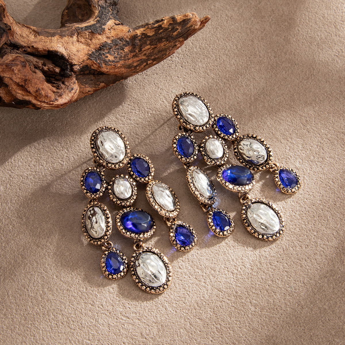 Luxury Elegant Geometric Teardrop Oval Rhinestone Plated Zinc Alloy Drop Earrings for Women
