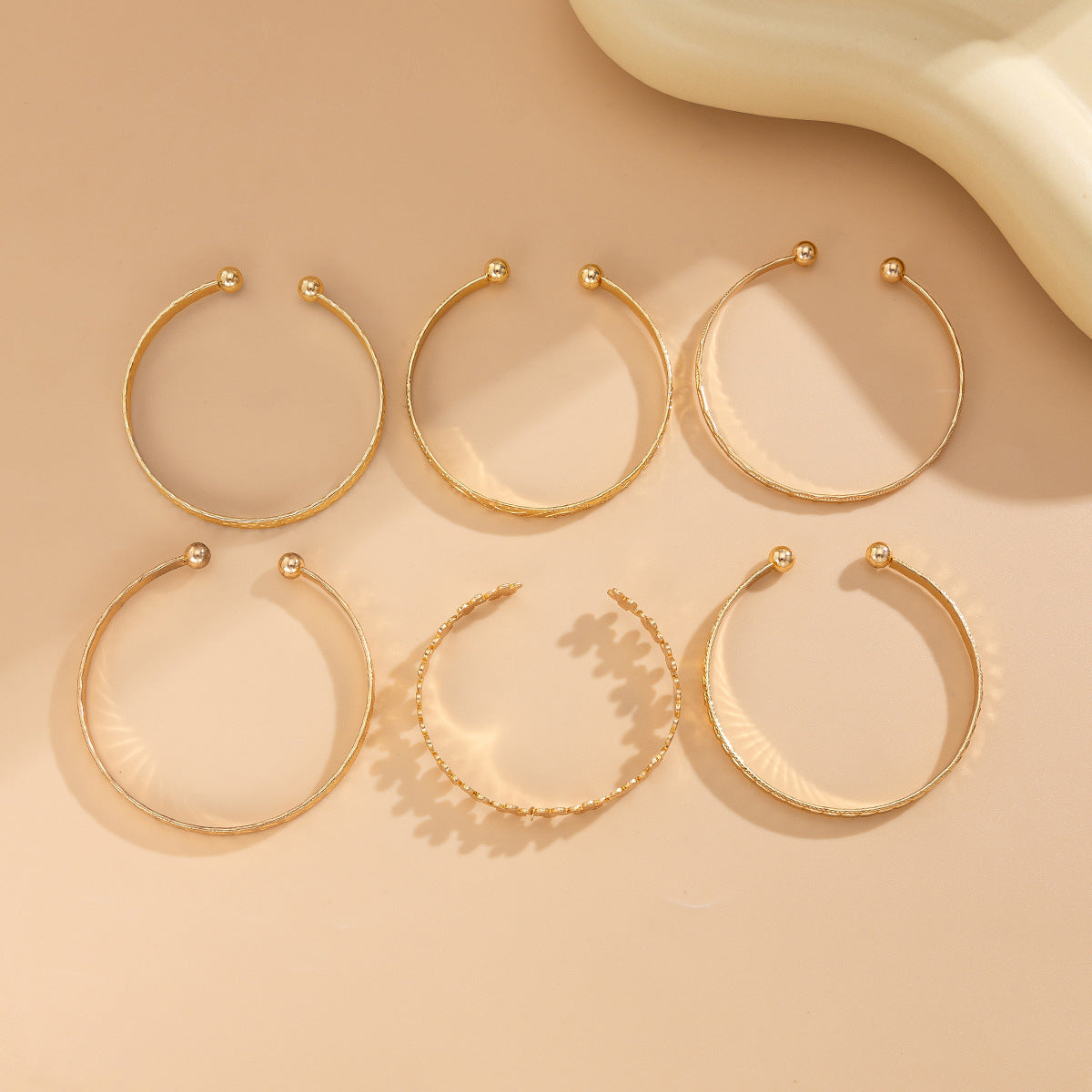 Minimalist Geometric Heart Floral Plated Iron Bracelet Set