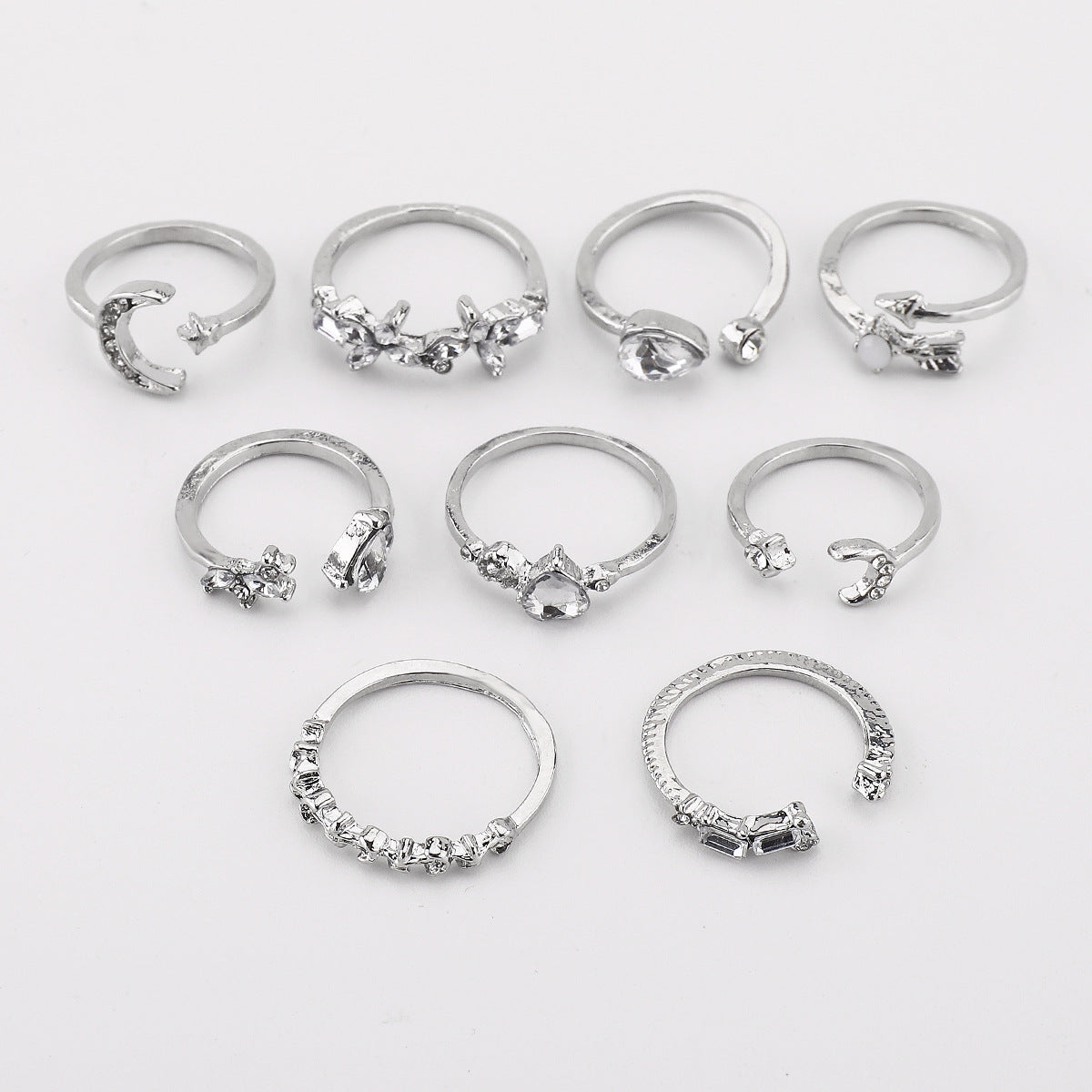 Anello geometrico da donna minimalista stile francese in lega con intarsio in strass e finitura placcata, set di anelli impilabili alla moda