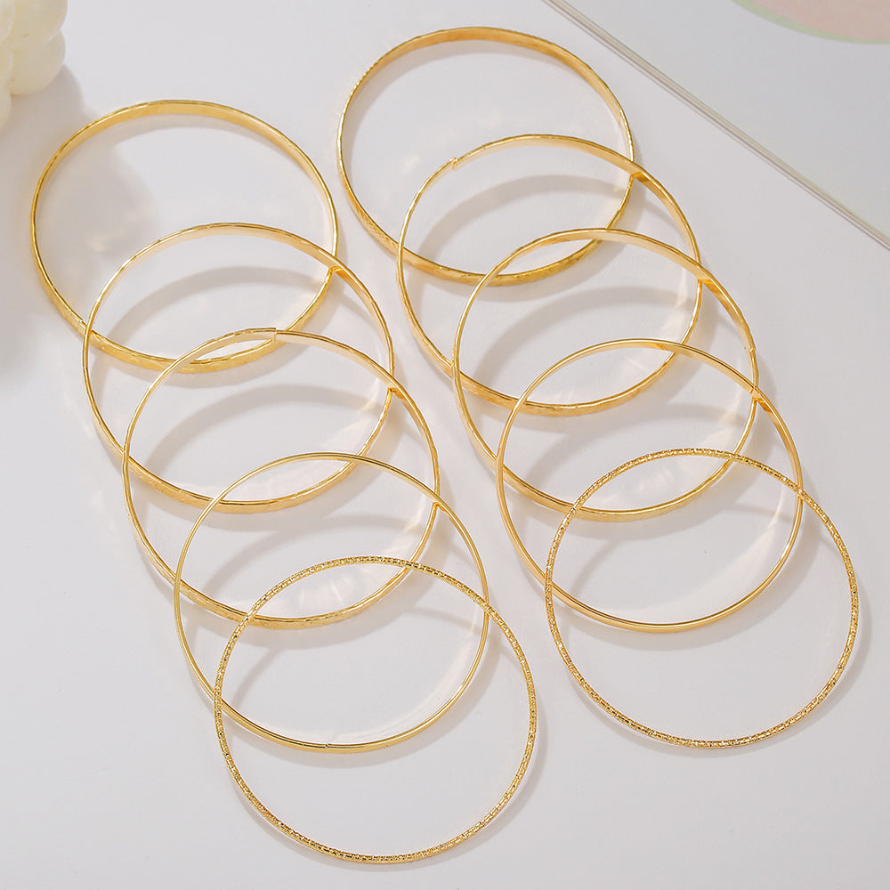 Fashion Knotted Heart Round Iron Plated Bracelet for Women