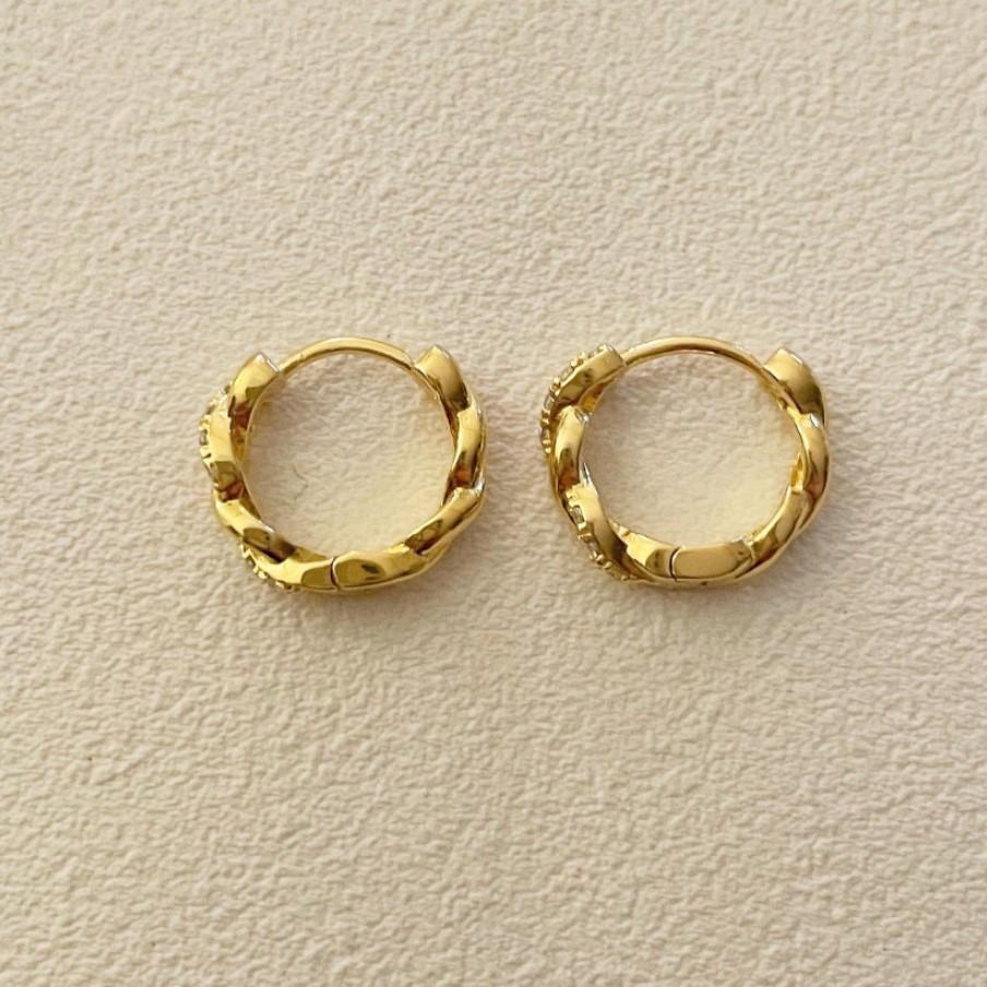 Pendientes minimalistas de plata de ley 925 con incrustaciones de perlas con forma de gota de agua para mujer