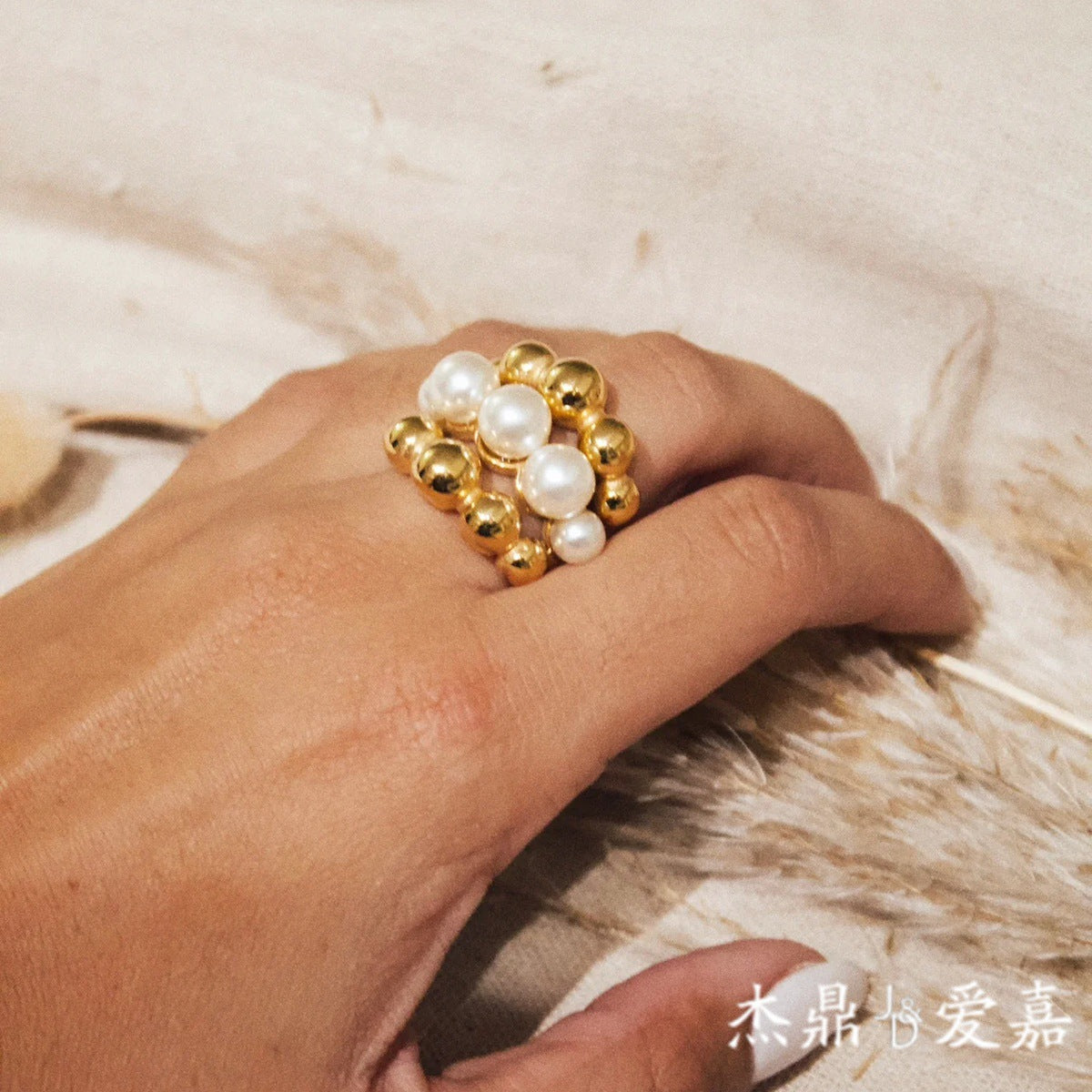 Elegant Geometric Stainless Steel Plated Ring with Pearl Inlay for Women