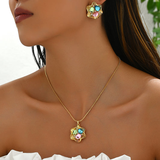 Incantevole set di collana e orecchini in rame a petalo floreale da donna con intarsio di strass placcato oro