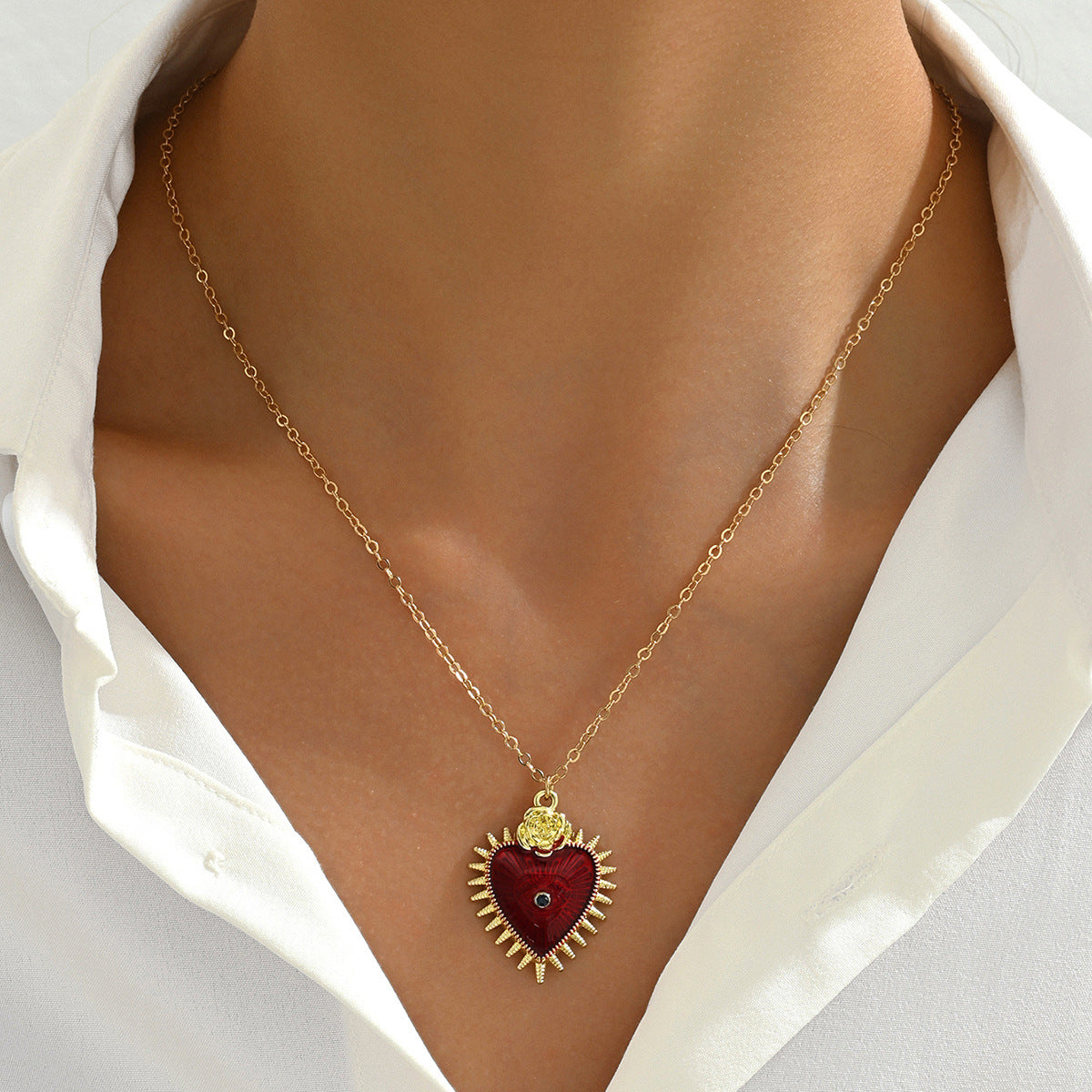 Fashionable OL Style Heart-Shaped Enamel Copper Pendant Necklace for Women with Geometric Design and Clavicle Chain