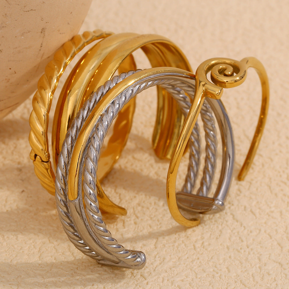 Fashionable Minimalist Donut-Shaped Stainless Steel Electroplated Bracelet for Women with Geometric Design and Cross-Layered Structure