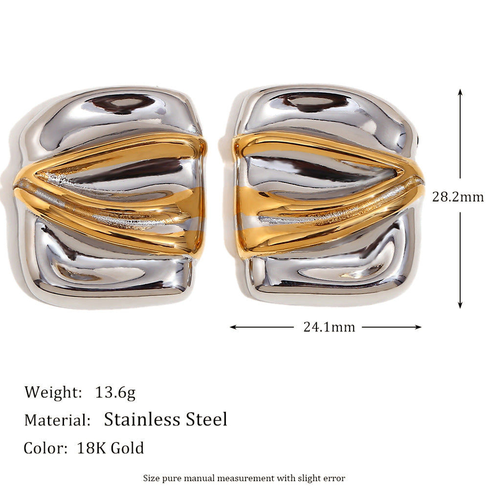 Orecchini minimalisti geometrici da donna in acciaio inossidabile placcato oro 18K con design a petalo plissettato irregolare