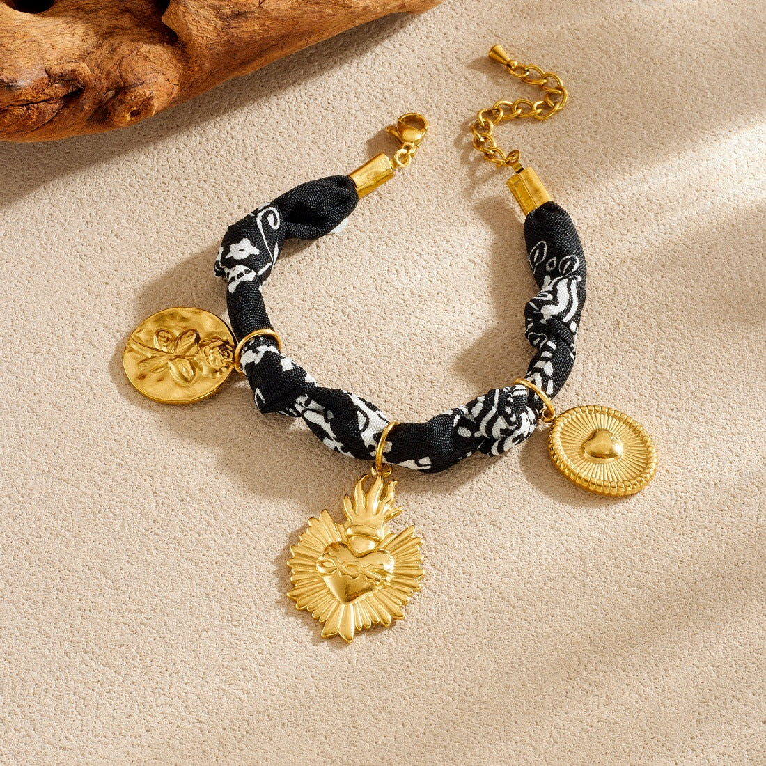 Vintage Gold Plated Stainless Steel Heart Round Oval Floral Relief Pendant Fabric Bracelet