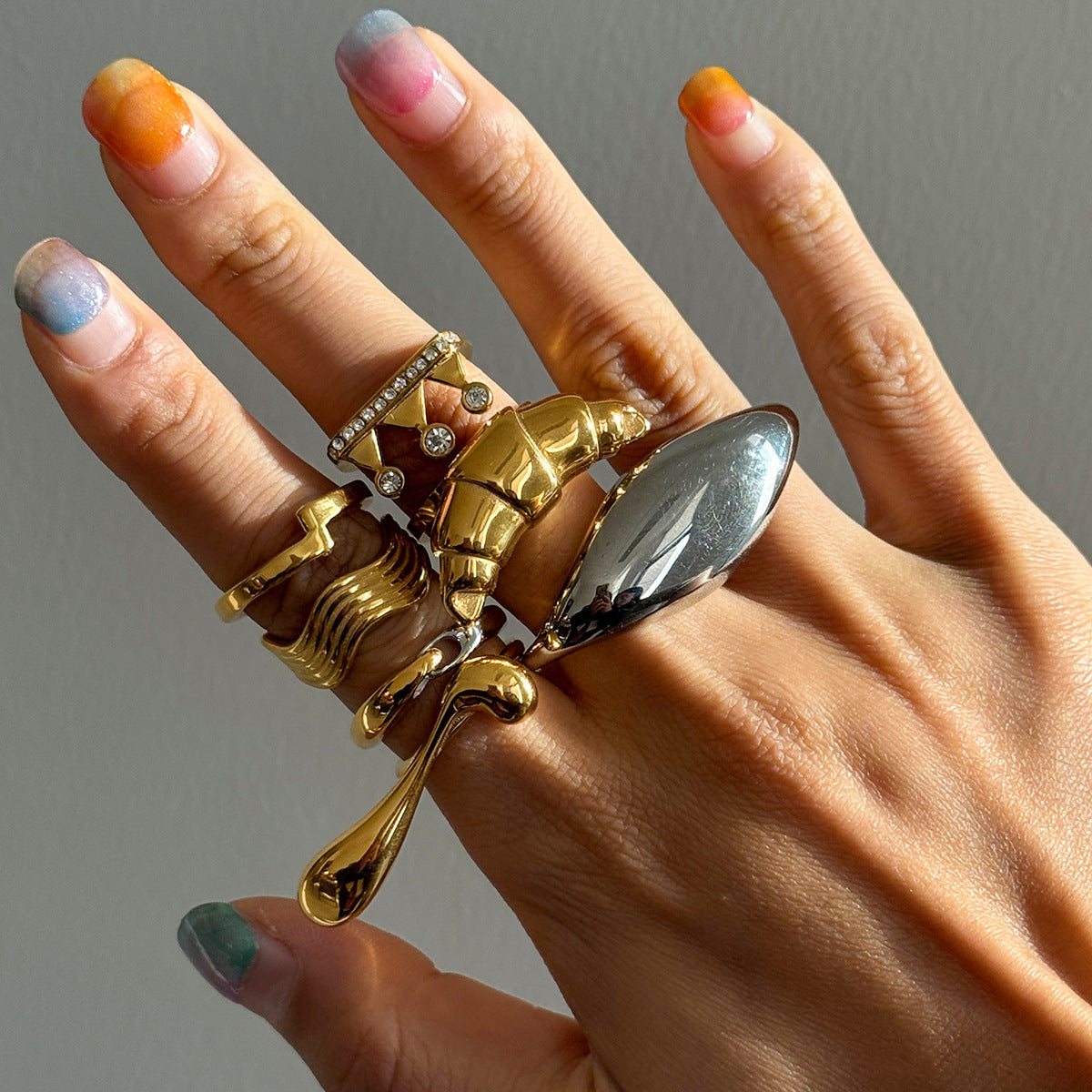 Elegant 18K Gold Plated Geometric Stainless Steel Ring for Women