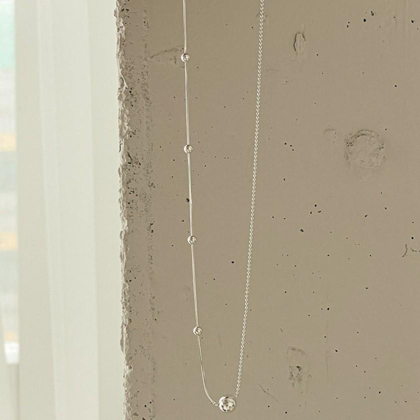 Collana minimalista in argento sterling 925, con catena a scatola, a serpente, a pois tondi geometrici