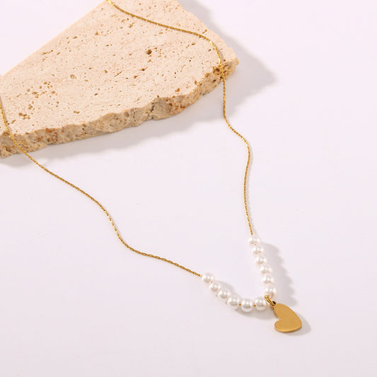 Collana con Ciondolo a Cuore Minimalista in Perla in Acciaio al Titanio con Finitura Placcata Sottovuoto 18K per Donna