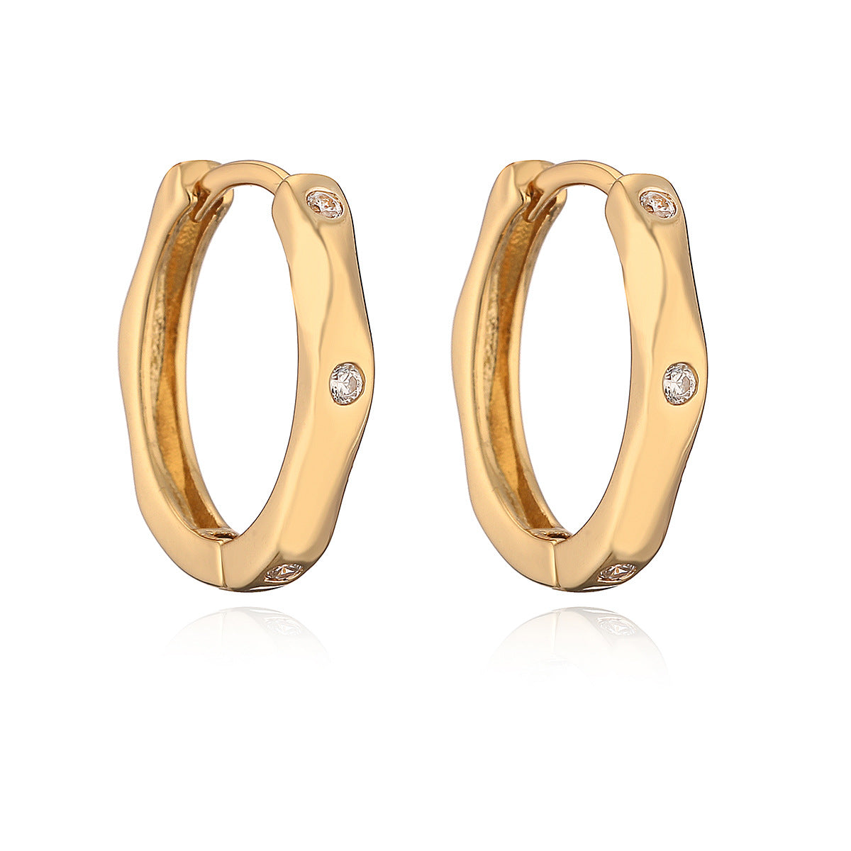 Orecchini a Cerchio Minimalisti Geometrici in Rame con Placcatura in Oro e Intarsi in Zirconi da Donna