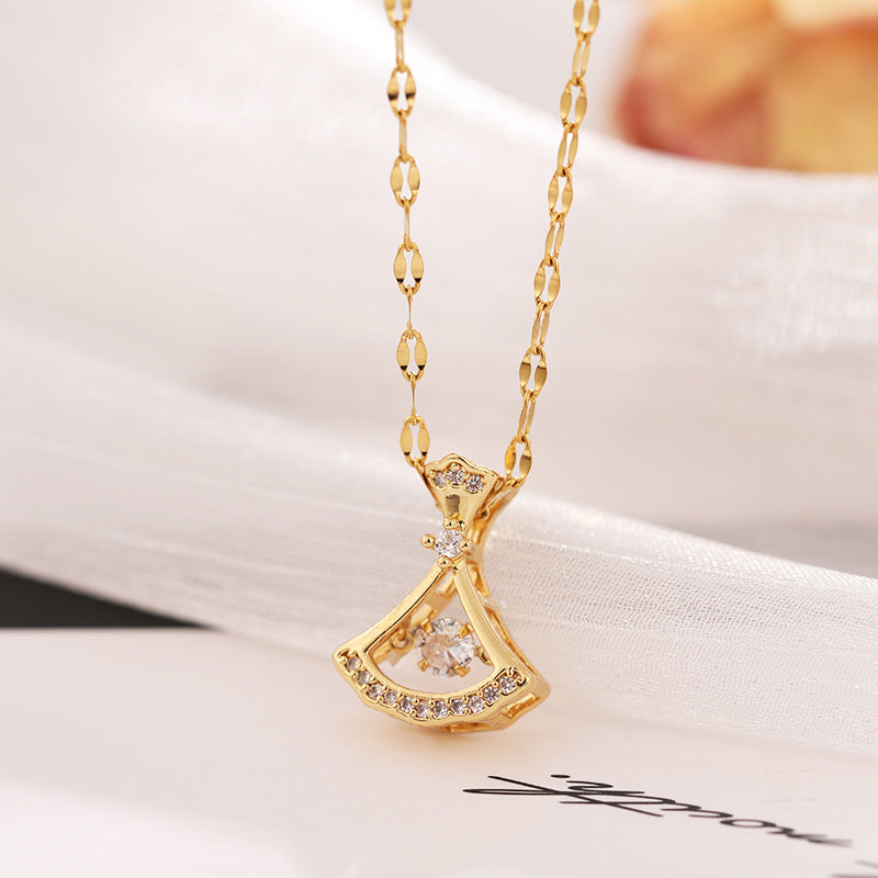 Cute and Fresh Minimalist Geometric Pendant Necklace for Women in Titanium Steel with Rhinestone Inlay and Lip Chain Style