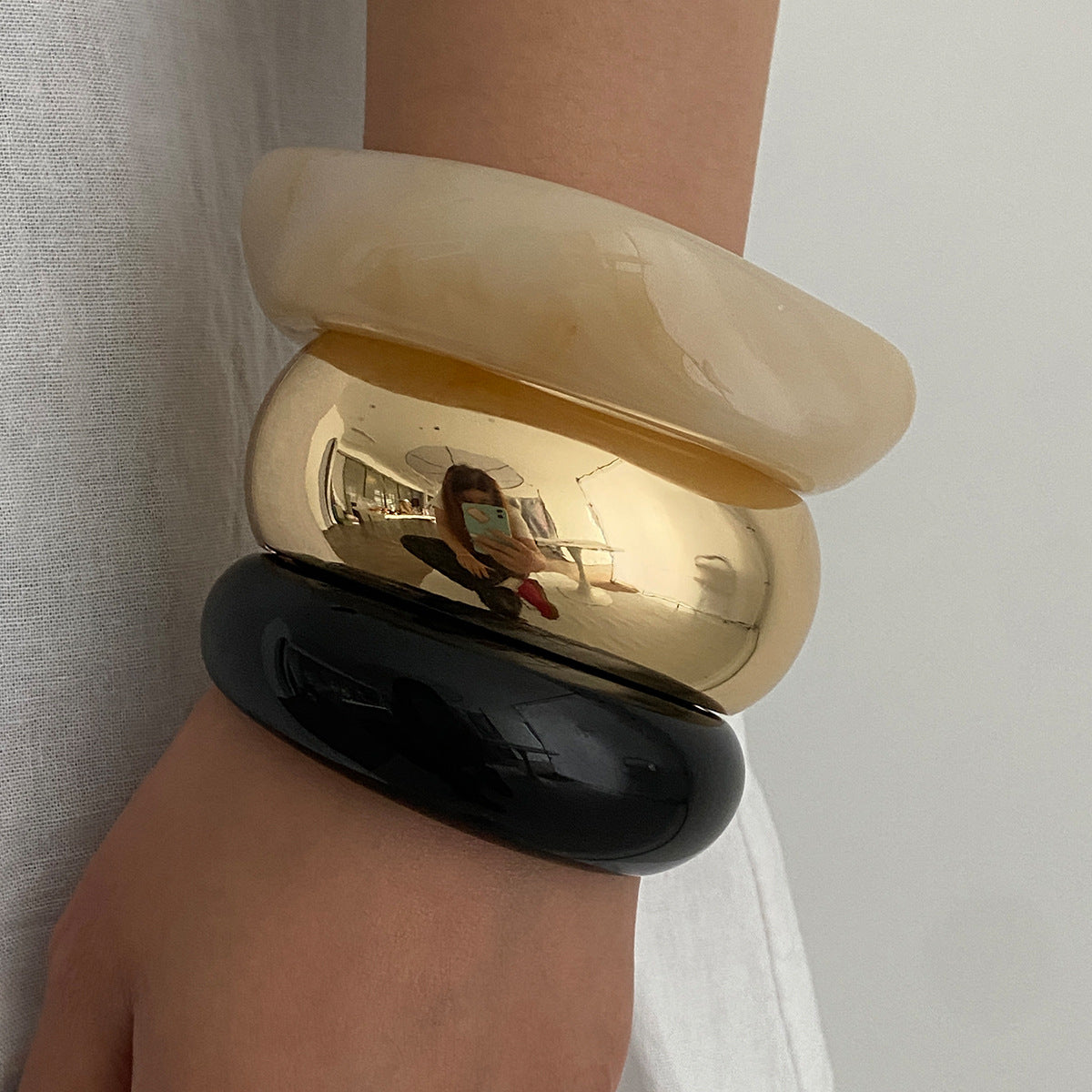 Pulsera de esclava abierta con forma de anillo geométrico minimalista para mujer, de aleación con acabado chapado