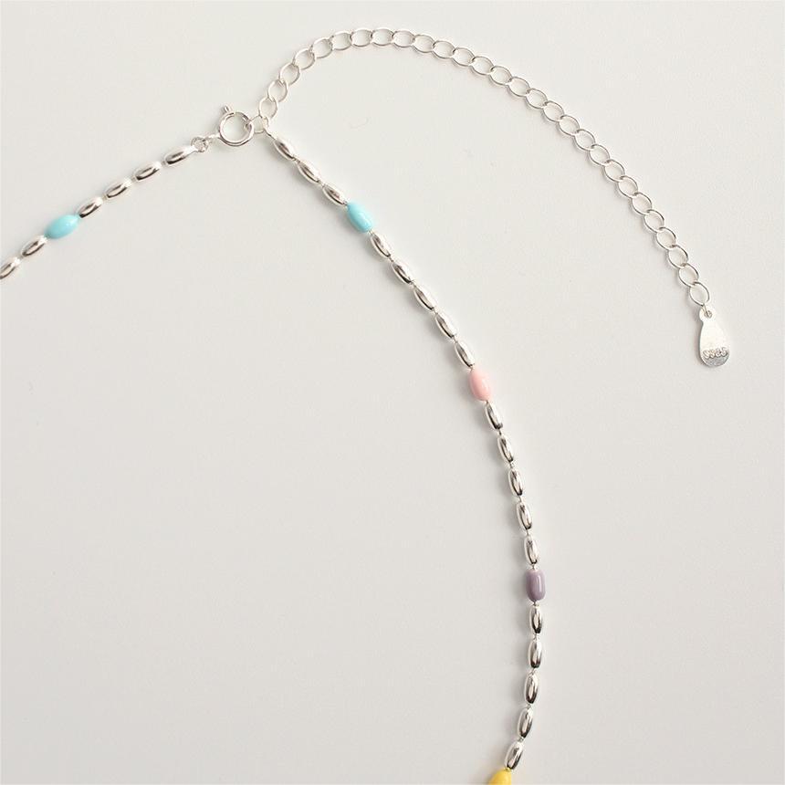 Minimalist Geometric Rainbow Olive Bead Necklace in 925 Sterling Silver with Snake Chain and Tulip Floral Accents