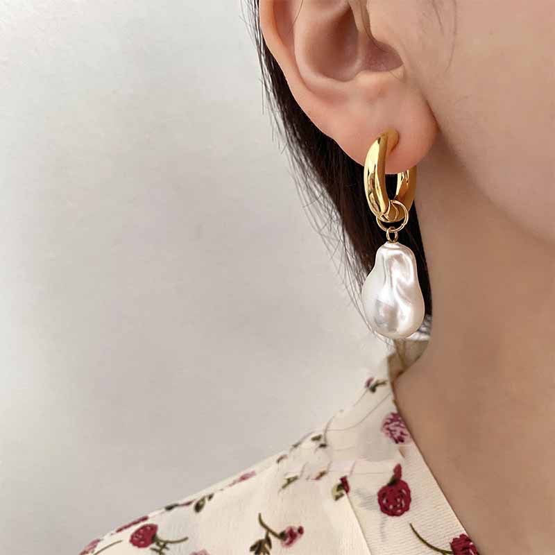 Orecchini da donna con perle barocche irregolari geometrici in acciaio inossidabile con finitura placcata
