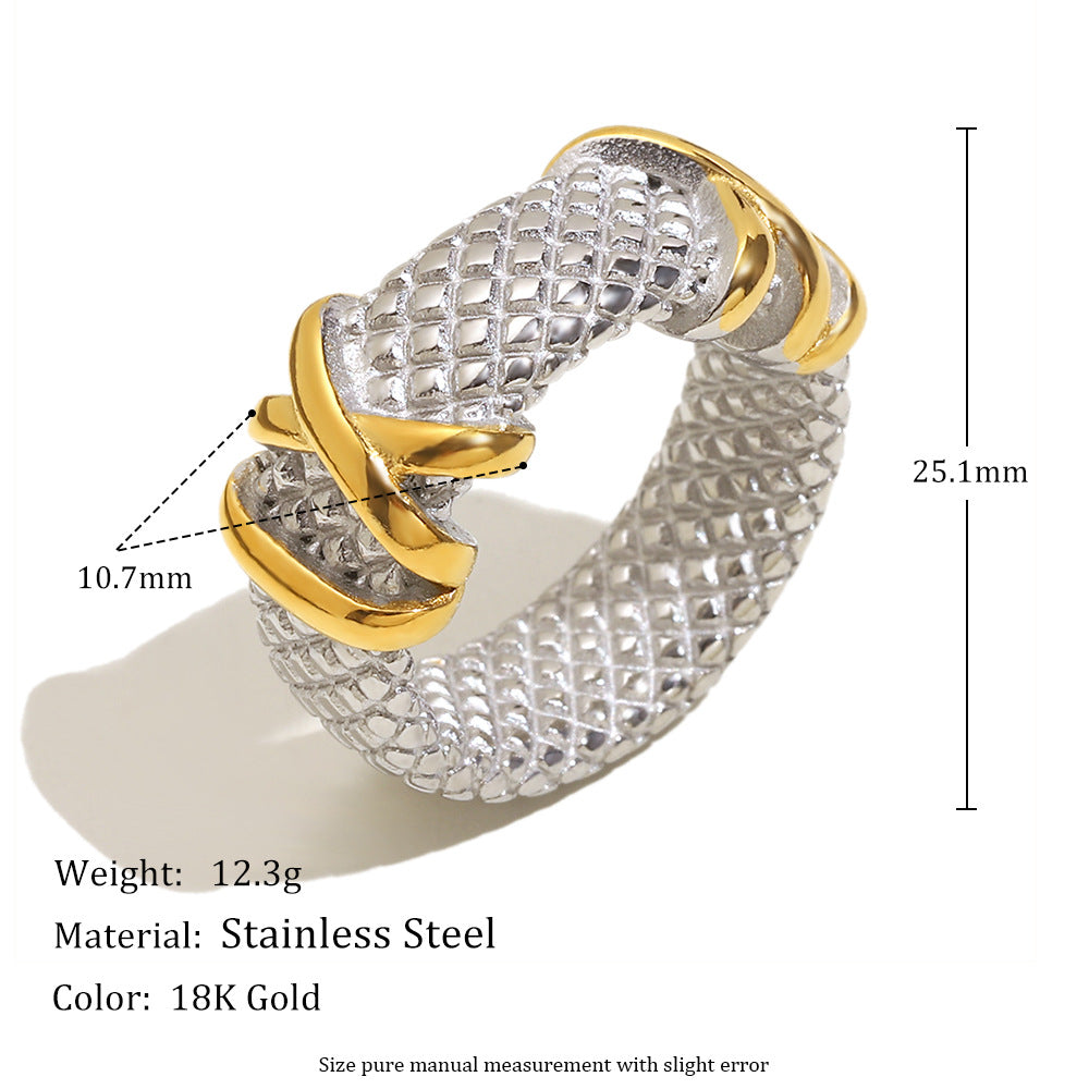 Minimalist Geometric Stainless Steel Ring with 18K Gold Plating and Scale Texture Design for Women