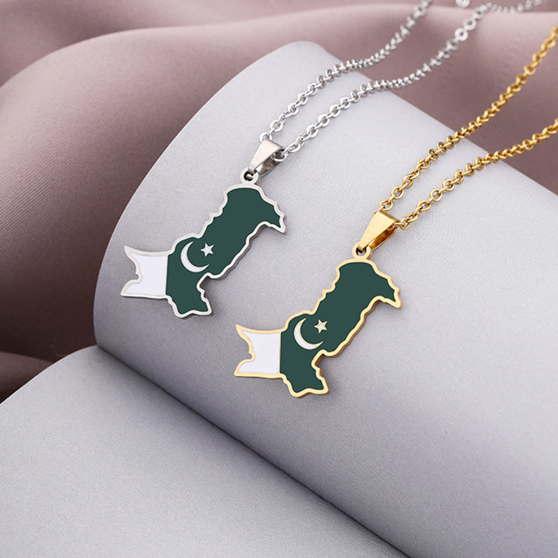 Collana con Pendente Geometrico Etnico Vintage da Donna e Uomo in Acciaio Inossidabile con Pendente in Acciaio al Titanio e Finitura Placcata su Catena ad "O"