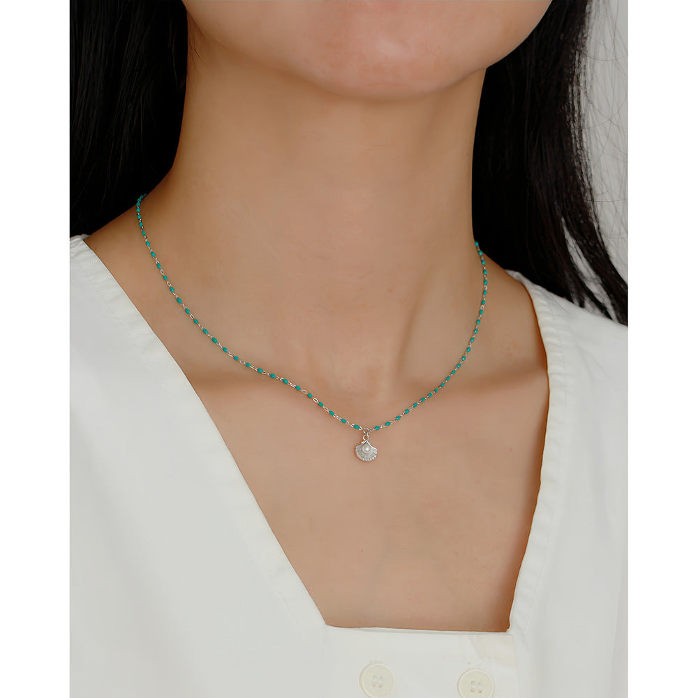 Minimalist Geometric S925 Sterling Silver Electroplated Clavicle Necklace with Resin-Coated Shell and Pearl Pendant for Women