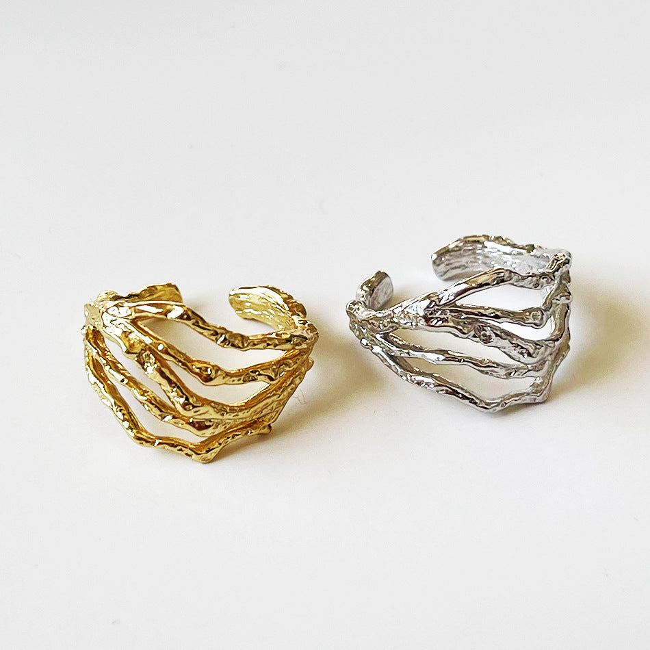 Anello minimalista da donna in argento sterling 925 con intarsio a cuore ed elemento a ramo