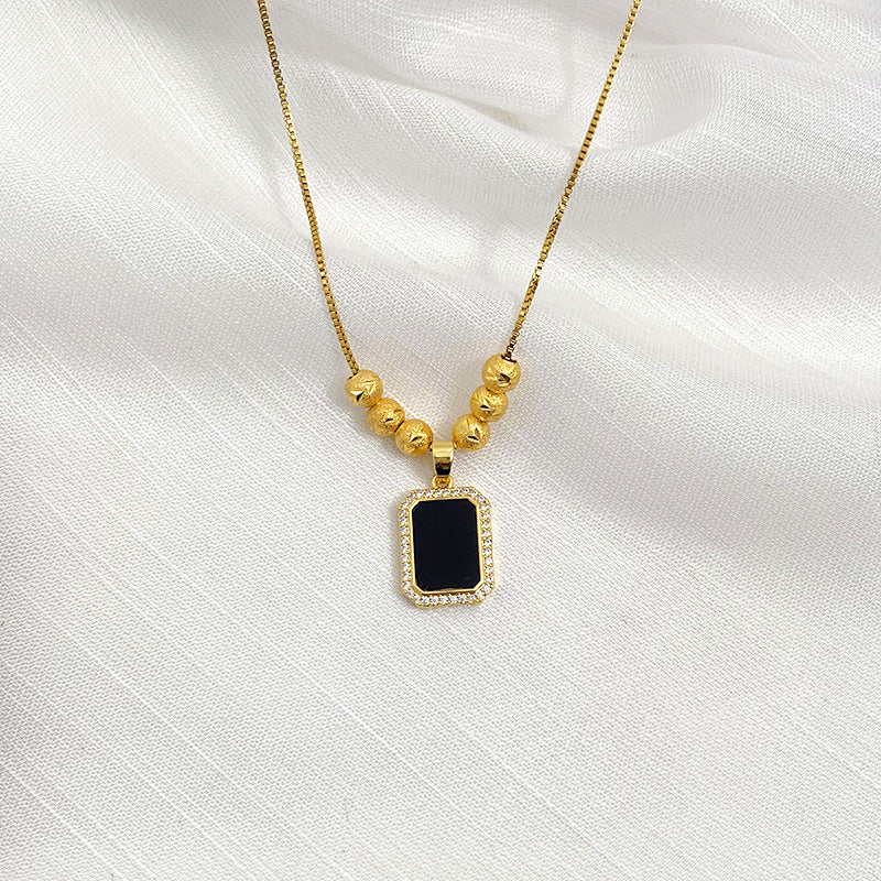 Original Design Irregular Pendant Necklace for Women in Titanium Steel with Plated Gold Finish