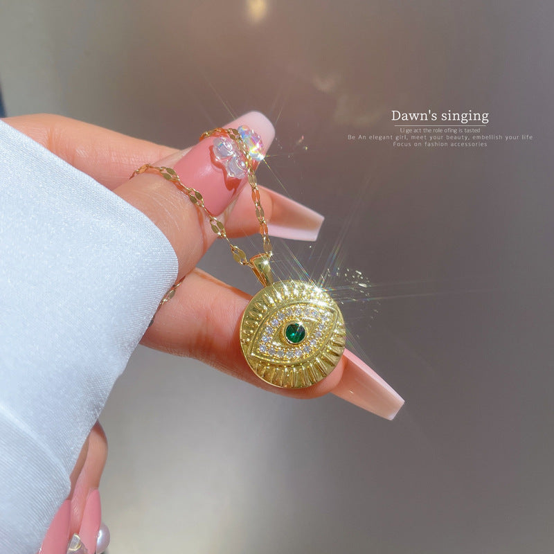 Collana con Ciondolo Occhio Geometrico Micro-Incastonato in Acciaio al Titanio di Lusso da Donna, Catena Clavicola alla Moda con Intarsio di Strass