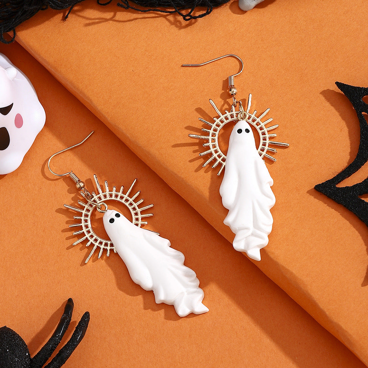 Aretes colgantes de fantasma geométricos de estilo bohemio de aleación con postes de acero inoxidable