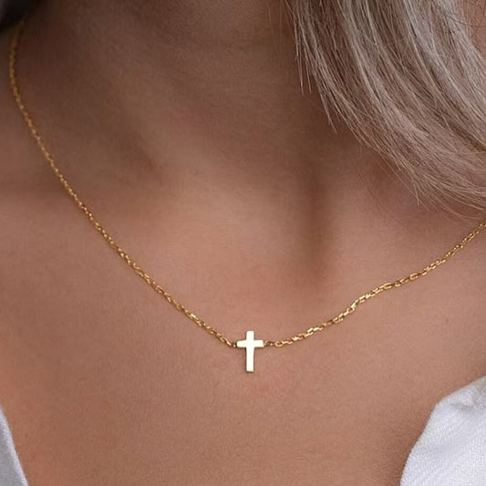 Minimalist Solid Copper Cross Pendant Necklace for Women with Gold Plating, O-Chain, Delicate Clavicle Chain in Contemporary Style