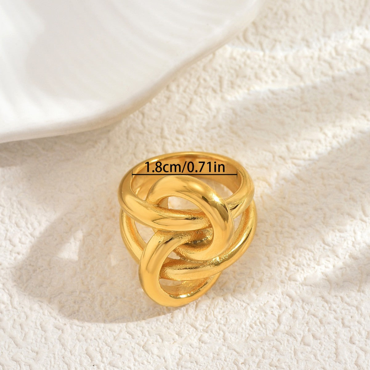 Light Luxury Geometric 18K Gold Plated Zinc Alloy Wrap Around Ring for Women