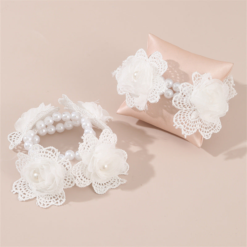 Elastico per Capelli a Fiocco "Sweet Style" in Tessuto con Ricamo Floreale Bianco 3D e Dettagli Perlati per Bambini