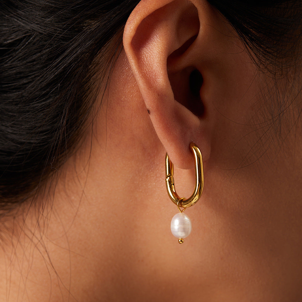 Minimalist Fashion Stainless Steel Hoop Earrings with Round Freshwater Pearl Pendant for Women