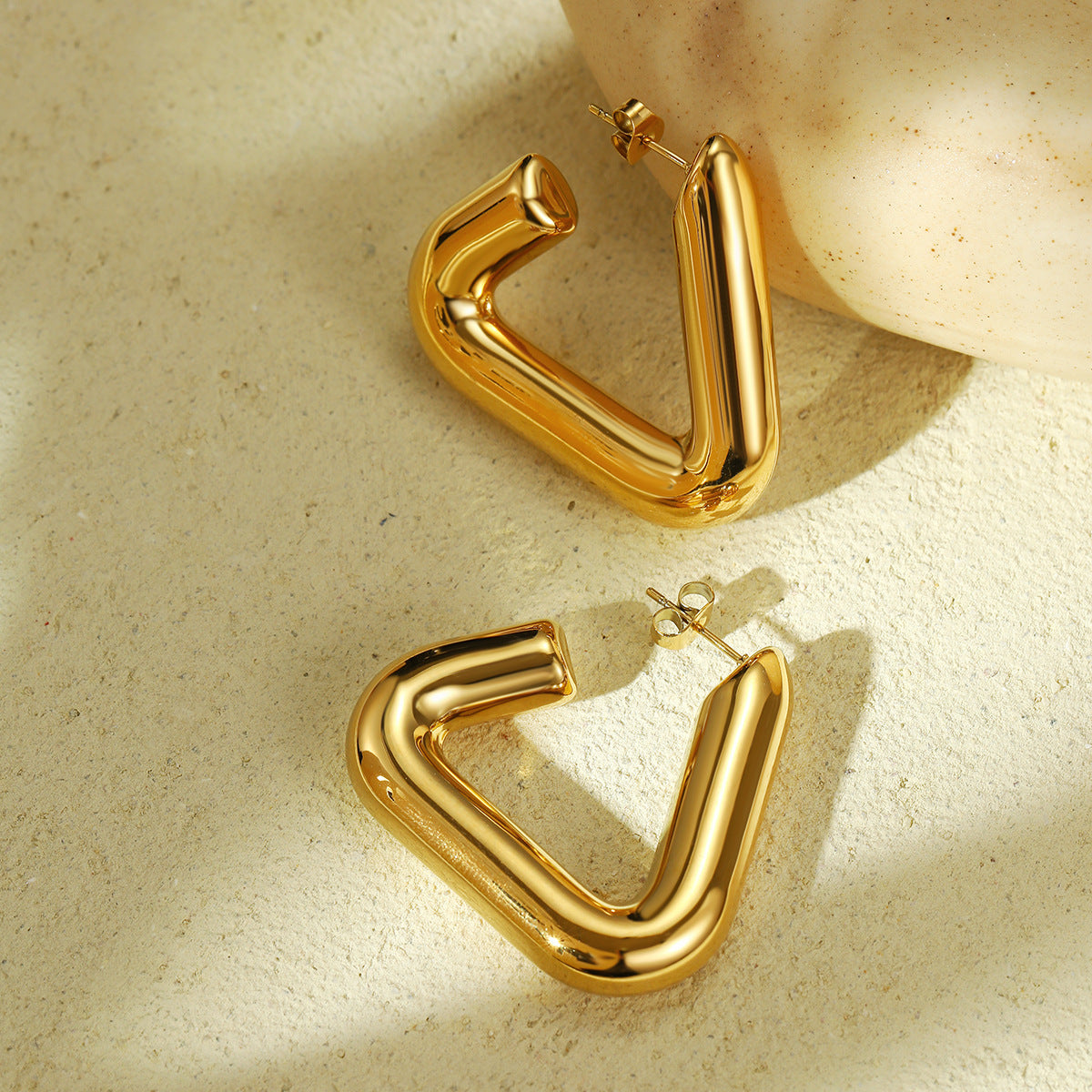 Orecchini geometrici a triangolo in acciaio inossidabile con placcatura in oro 18 carati da donna