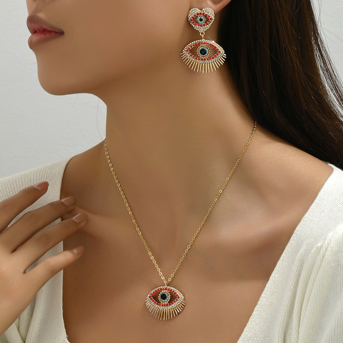 Fashionable Heart-Shaped Alloy Necklace with Rhinestone Inlay and Matching Earrings for Women