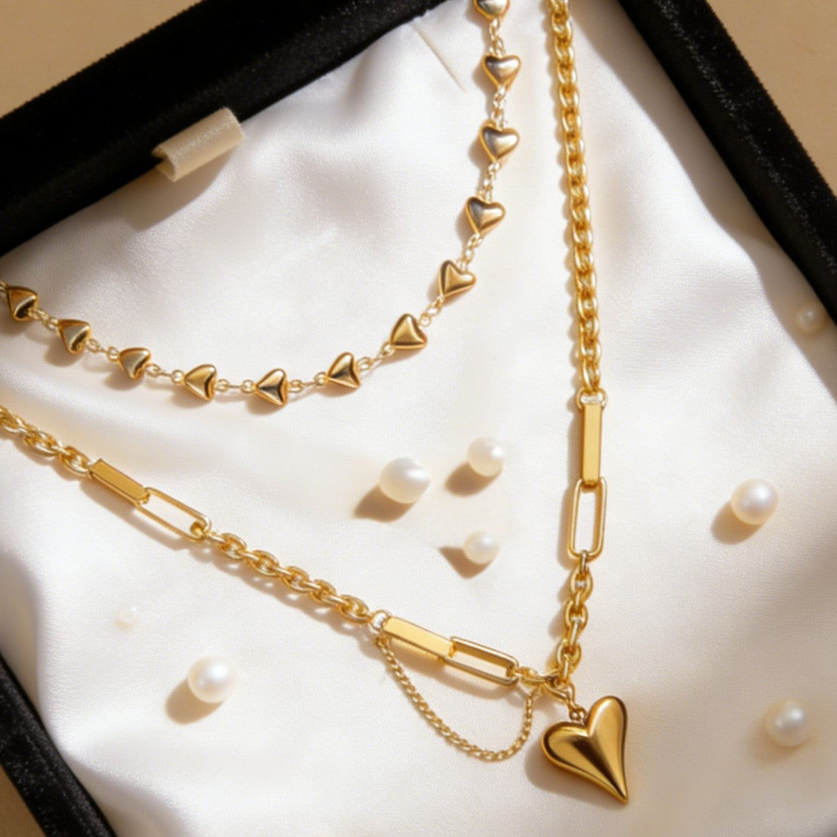 Collana con Pendente a Cuore in Acciaio Inossidabile Placcato Oro 18K di Lusso Minimalista da Donna