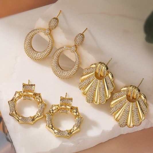 Orecchini da donna geometrici minimalisti in rame placcato oro 18 carati con intarsi in zircone