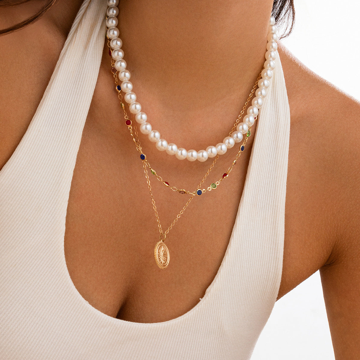 Minimalist Multi-Layer Faux Pearl Beaded Necklace with Round Geometric Alloy Pendant for Women