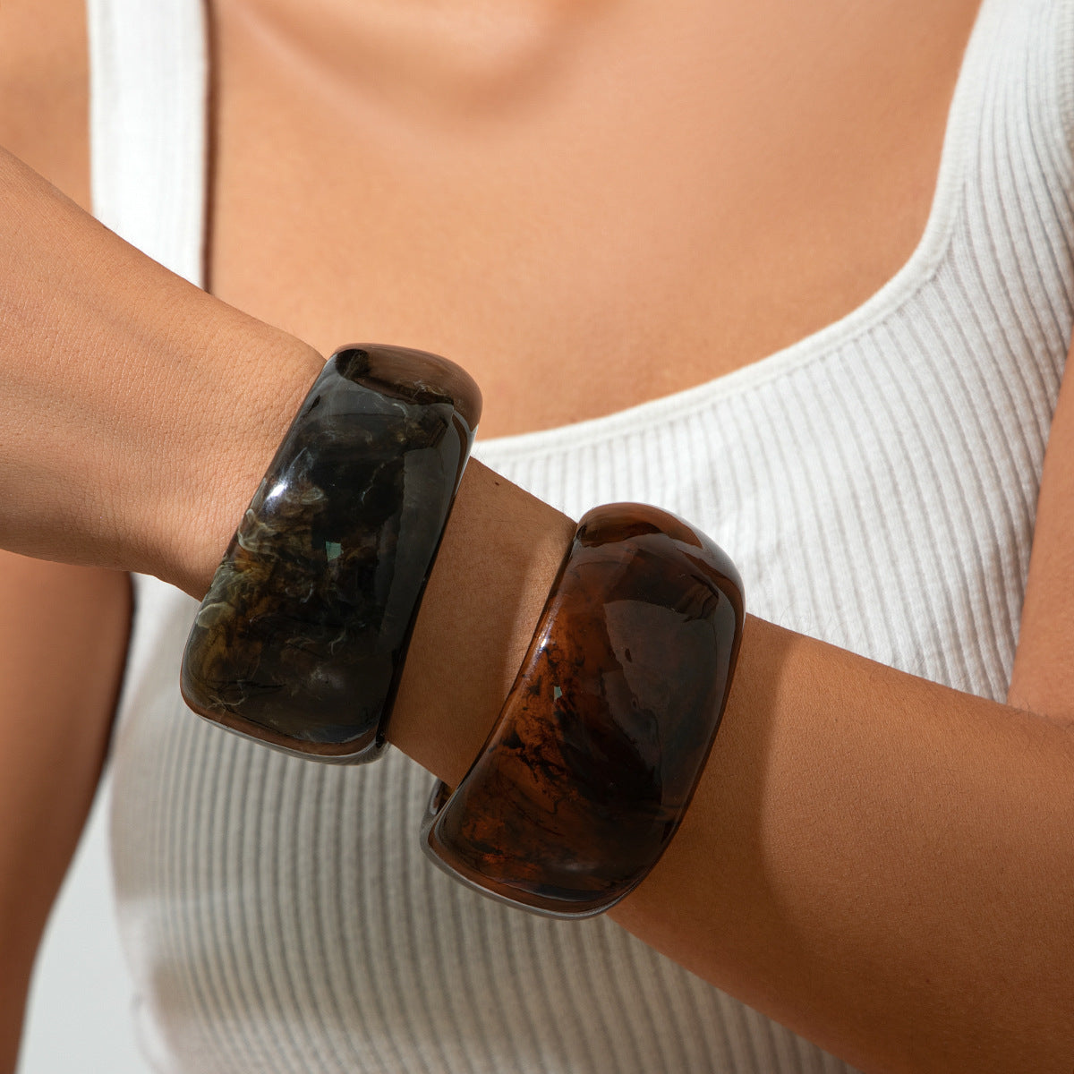 Vintage-Inspired Irregular Resin Wide Bracelet with Geometric Design for Women