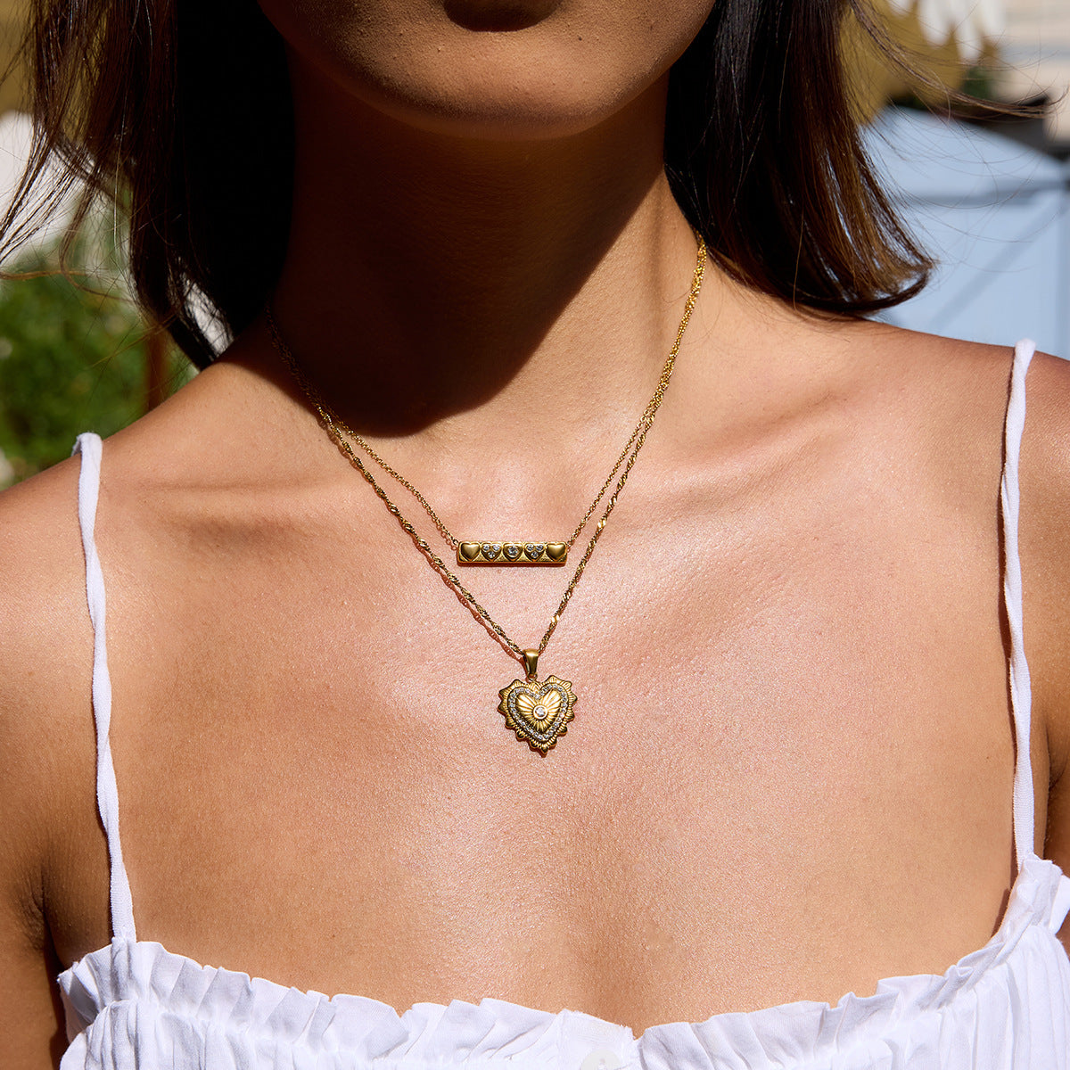 Collana in Acciaio al Titanio Placcato a Cuore Minimalista da Donna con Delicata Catena a Serpente e Lussuoso Accento per Clavicole