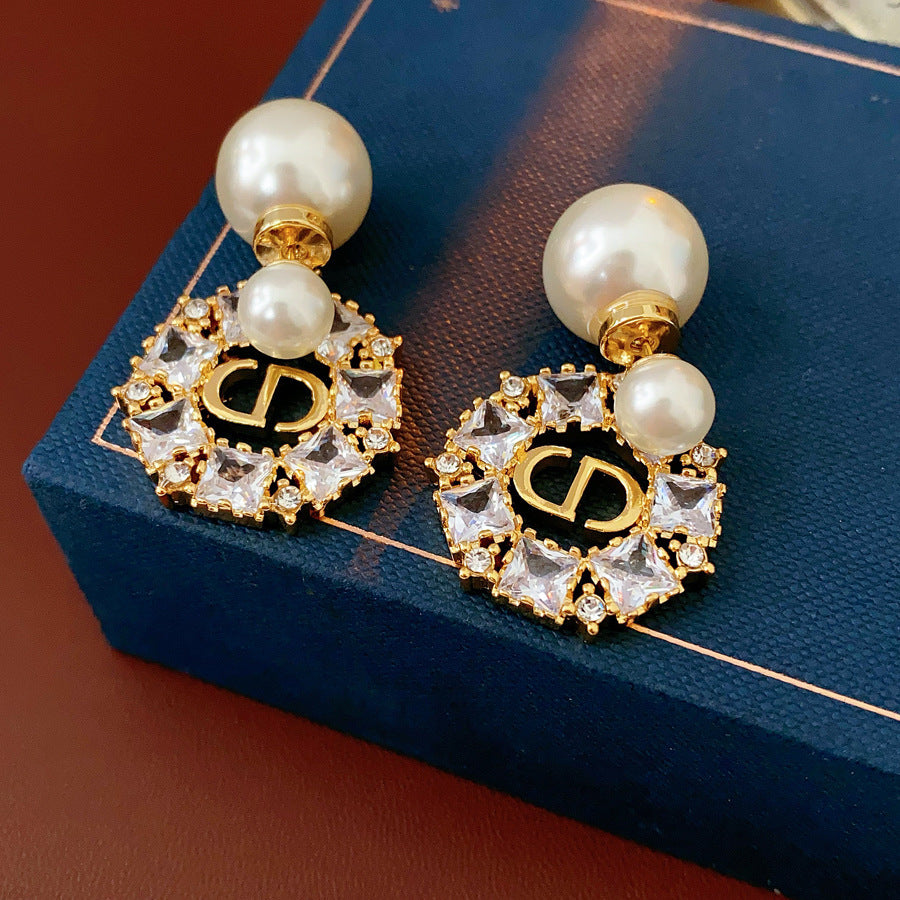 Pendientes de perlas geométricos para mujer con detalles de circonitas, postes de acero galvanizado, estilo retro lujoso y elegante para otoño e invierno