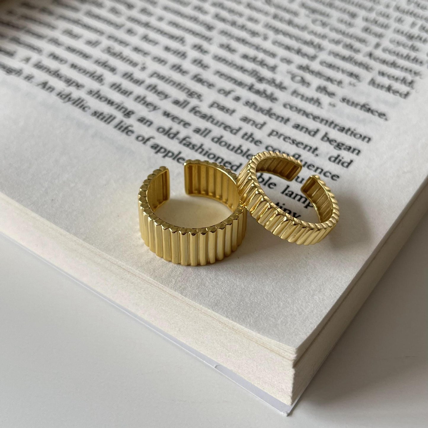 Minimalist Gear-Shaped S925 Sterling Silver Ring for Women with Linear Design and Step Pattern