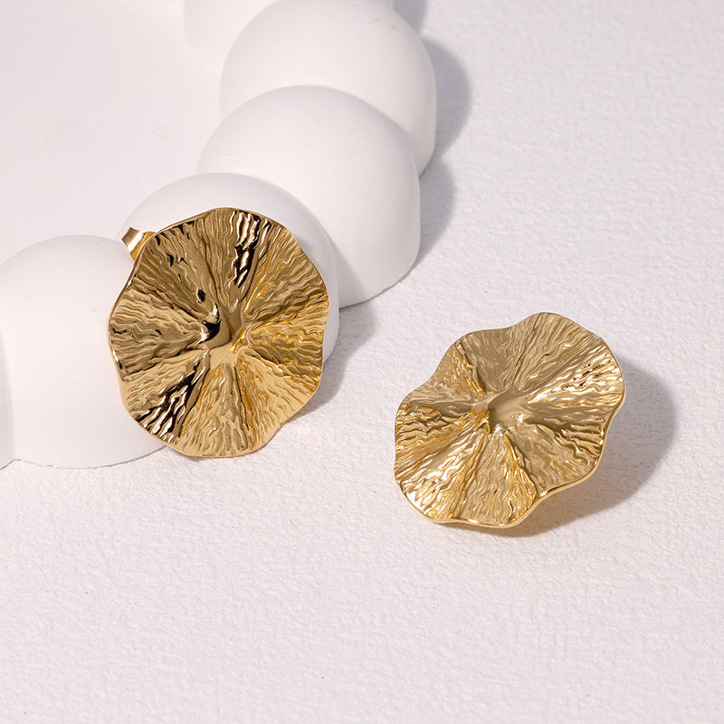 Orecchini a perno da donna in acciaio inossidabile placcato oro 18K con motivo a foglia geometrico alla moda