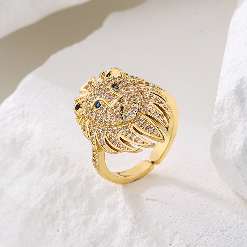 Anello da donna minimalista a forma di leone geometrico in rame placcato oro con intarsio in zircone
