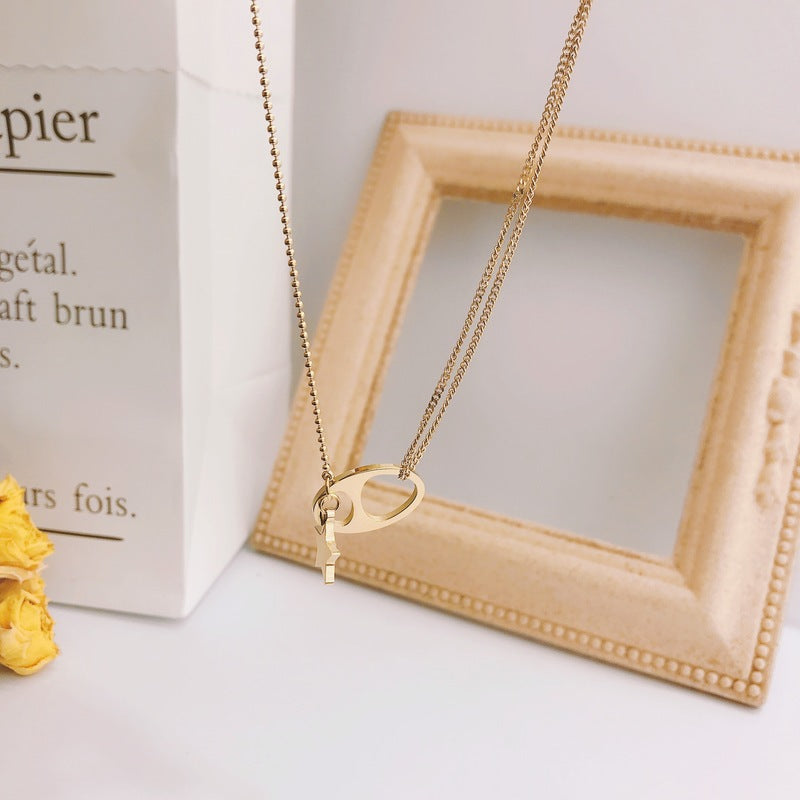 Minimalist Star-Shaped Titanium Steel Necklace for Women with Pig Nose Pendant and Delicate Clavicle Design
