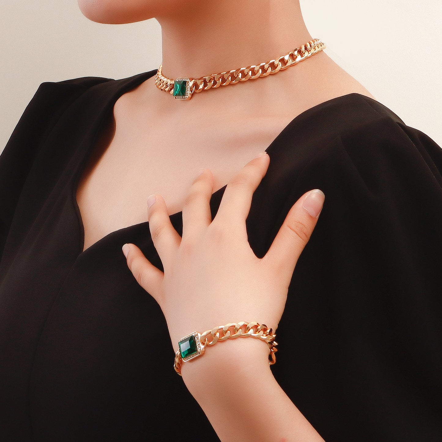 Vintage Geometric Green Agate-Style Cubic Zirconia Necklace Set for Women Alloy Pendant with Plated Finish